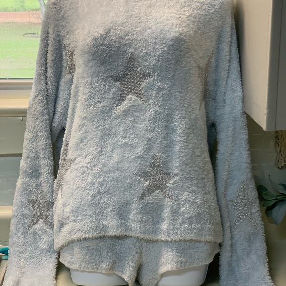 Pajama set by Make & Model from Nordstrom. Large - Picture 3 of 4